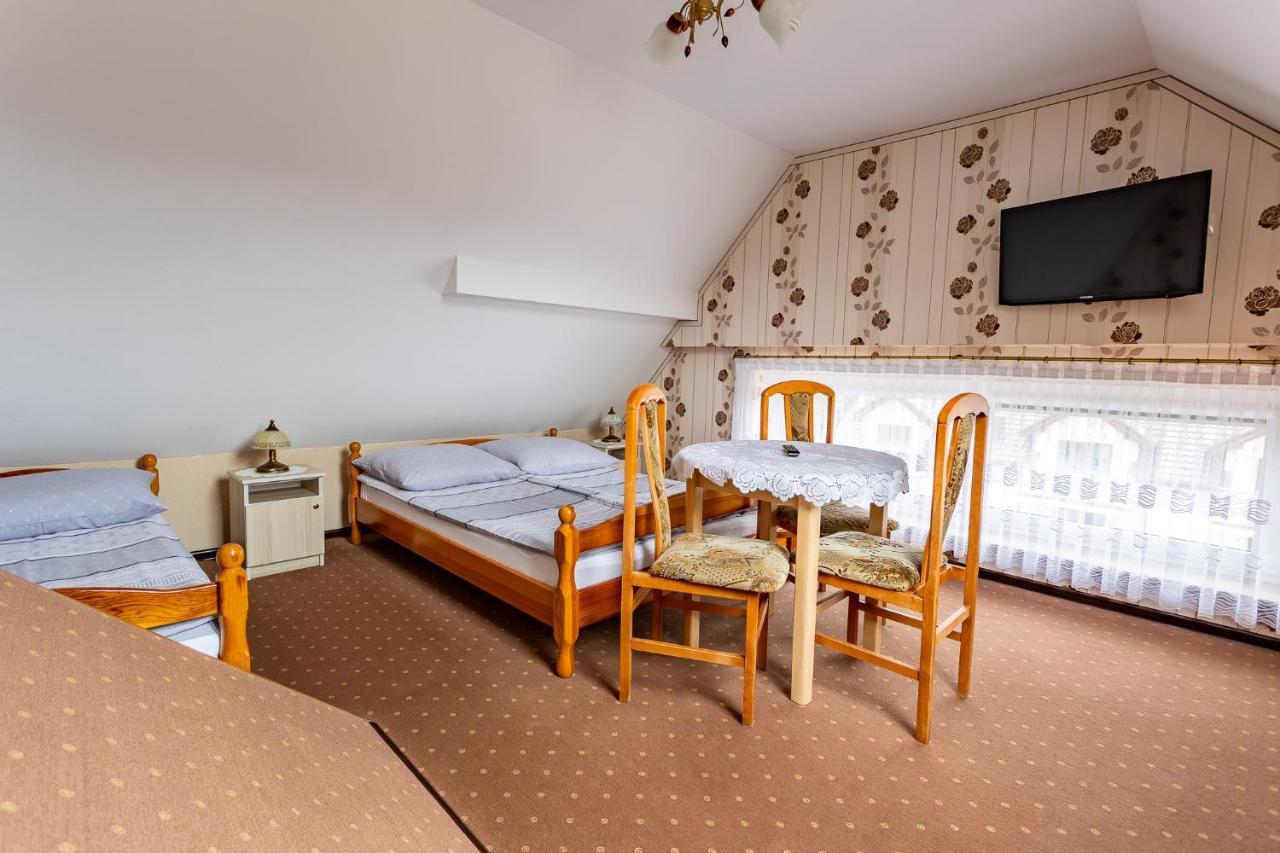 Pokoje Goscinne Katarzyna Kur Dębki Exterior foto